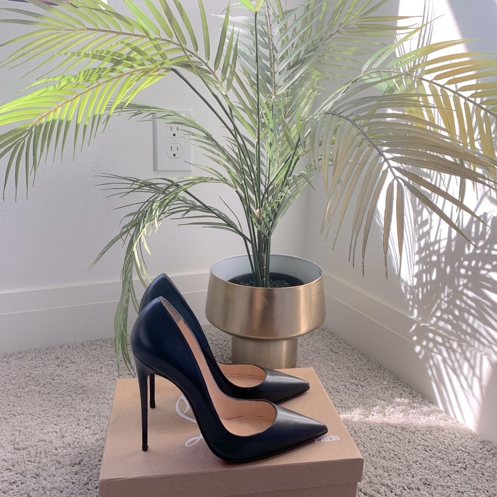 Christian Louboutin So Kate 120 Black